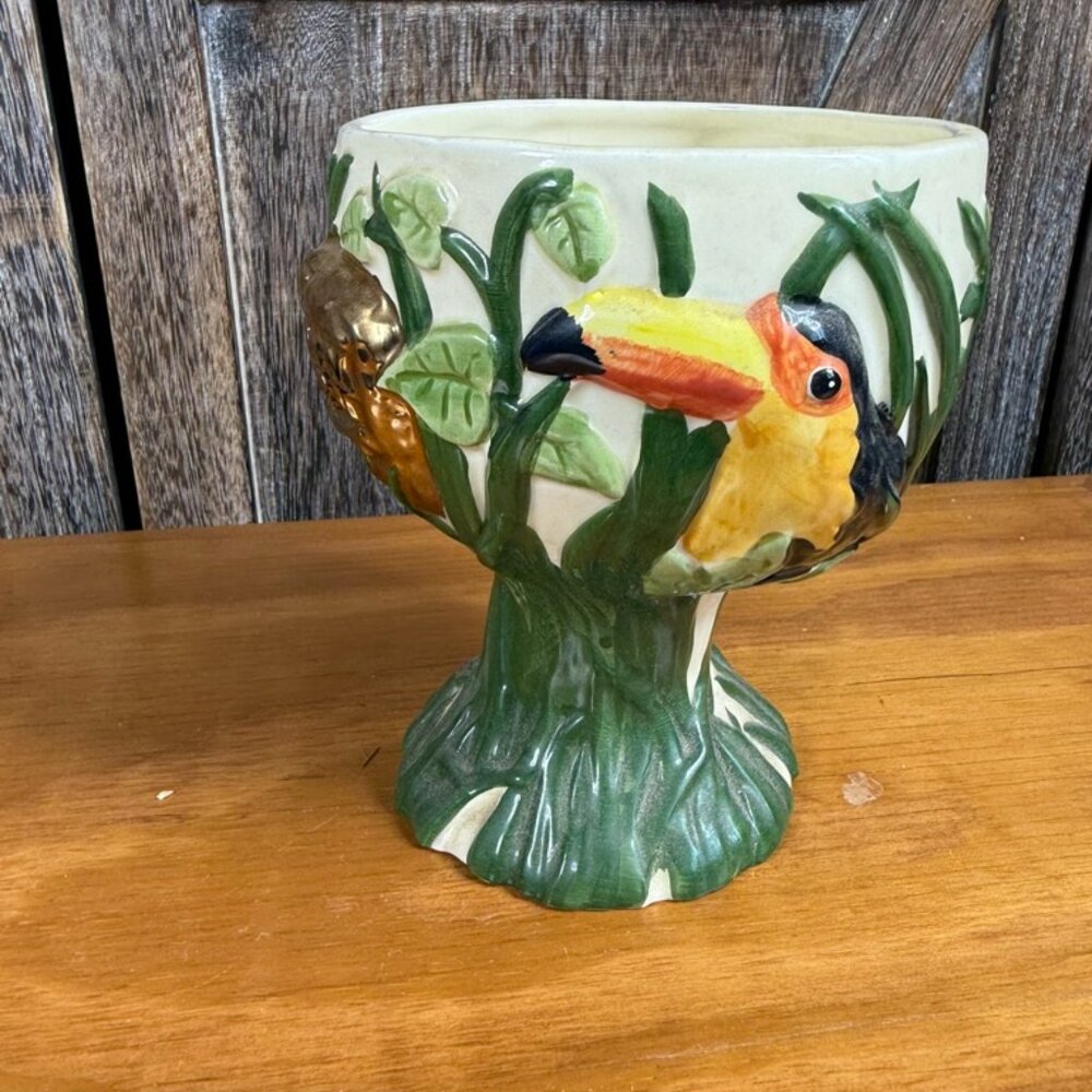 Golden Nugget Jungle Goblet